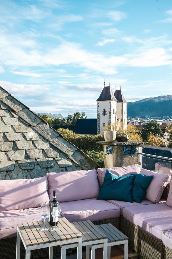 Spacious Penthouse With Grand Terrace Bergen Luaran gambar