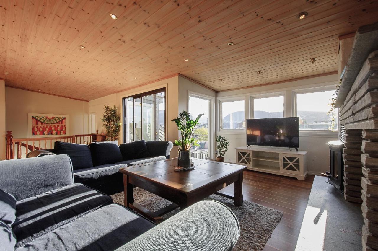 Spacious Penthouse With Grand Terrace Bergen Luaran gambar