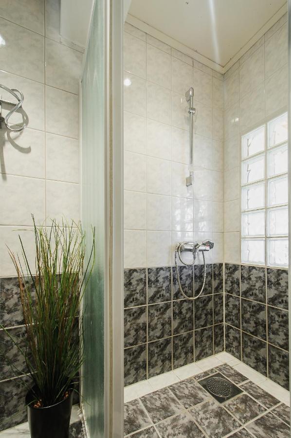 Spacious Penthouse With Grand Terrace Bergen Luaran gambar